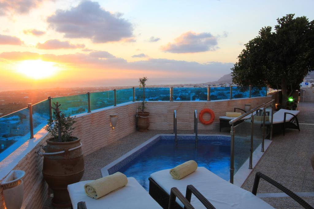 Nectarios Villa - Studios & Suites Adults Only ฟิรา ภายนอก รูปภาพ