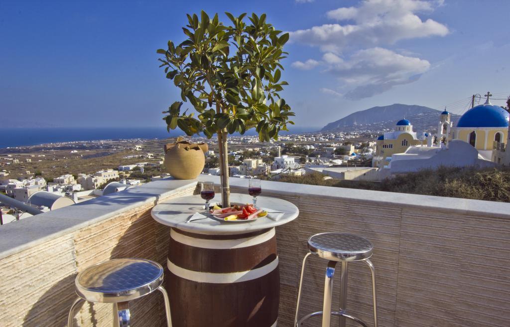 Nectarios Villa - Studios & Suites Adults Only ฟิรา ภายนอก รูปภาพ