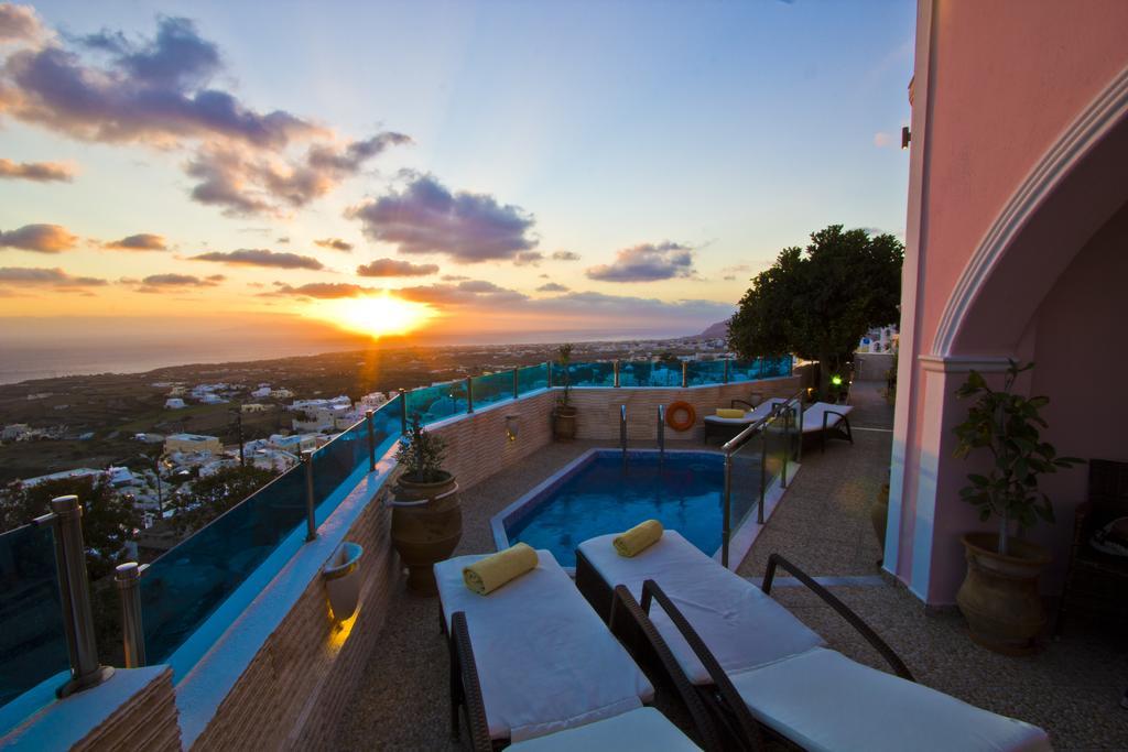 Nectarios Villa - Studios & Suites Adults Only ฟิรา ภายนอก รูปภาพ