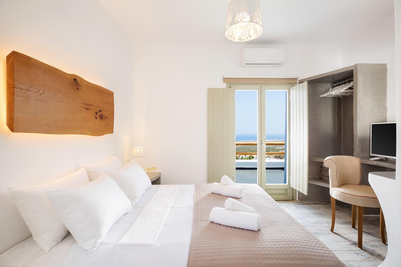 Nectarios Villa - Studios & Suites Adults Only ฟิรา ภายนอก รูปภาพ