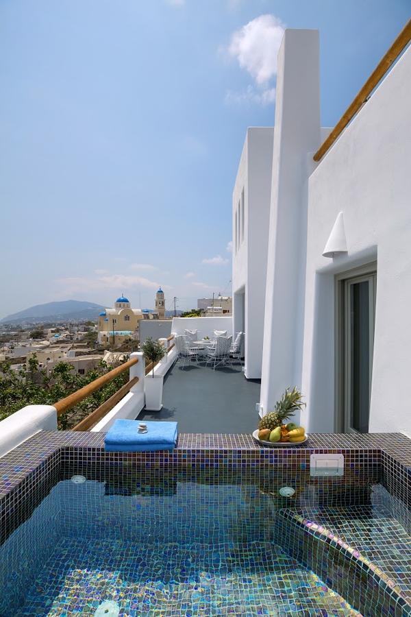 Nectarios Villa - Studios & Suites Adults Only ฟิรา ภายนอก รูปภาพ