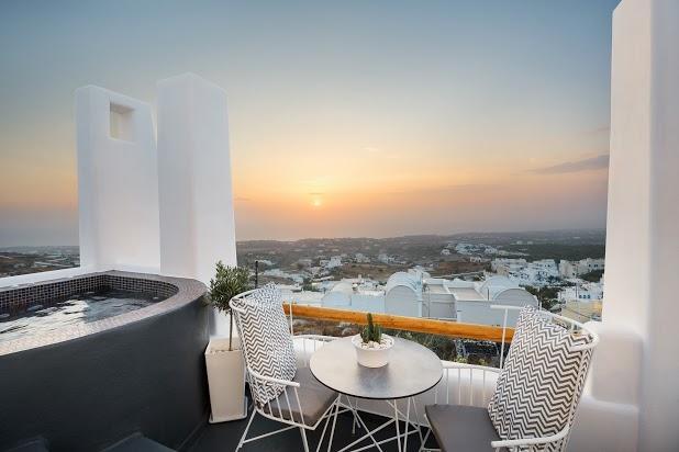 Nectarios Villa - Studios & Suites Adults Only ฟิรา ภายนอก รูปภาพ